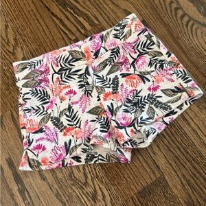 Girls Floral Shorts S/P (6-7) * Worn Maybe a Handful of Times
